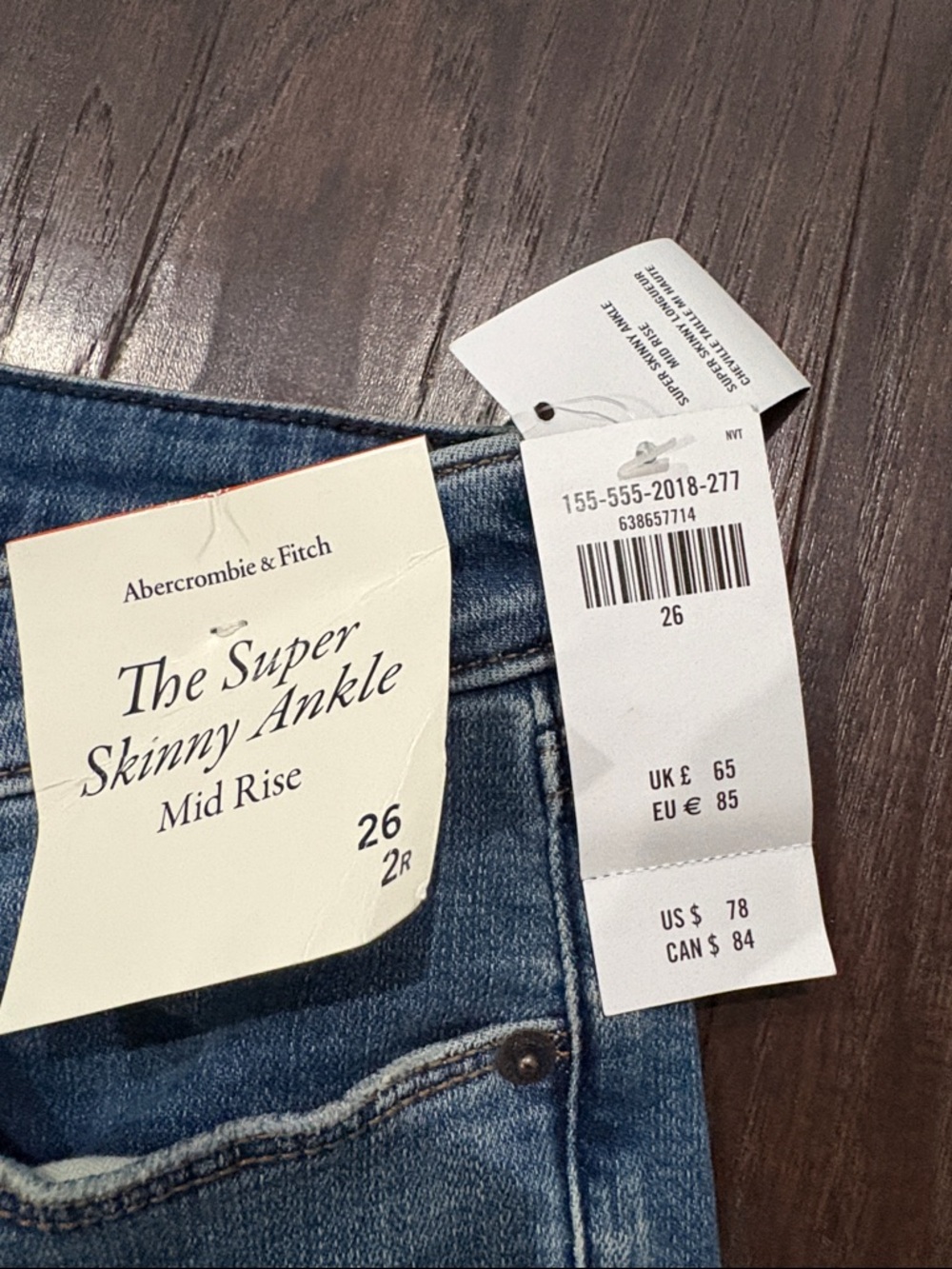 Classic Distressed Blue Women's Jeans - Abercrombie - Picture 2 of 3